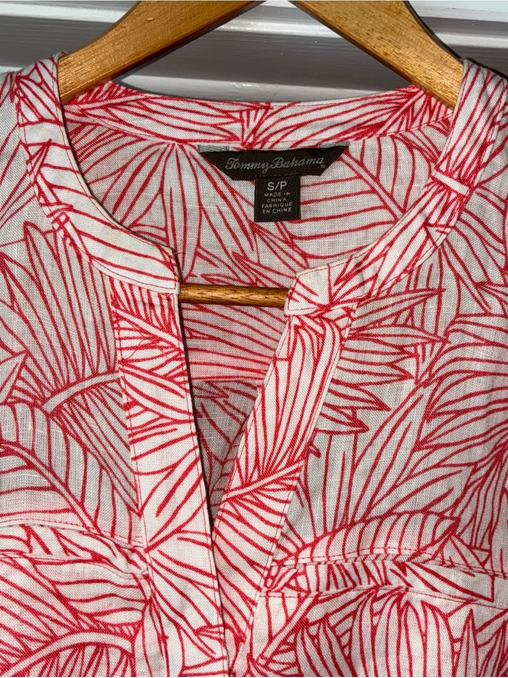 Tommy Bahama Coral and White Leaf-Print Split-Neck Blouse - Picture 3 of 6